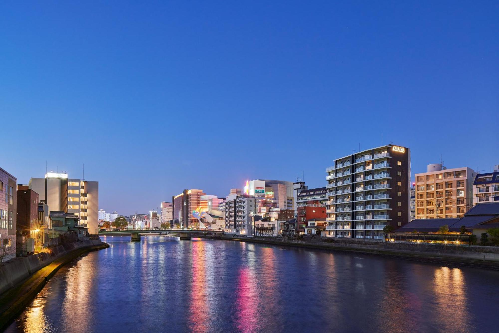 Alfacio Riverside Hakata 公寓式酒店
